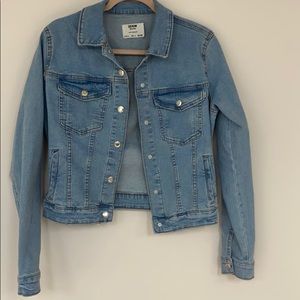 Denim jacket in great condition never worn